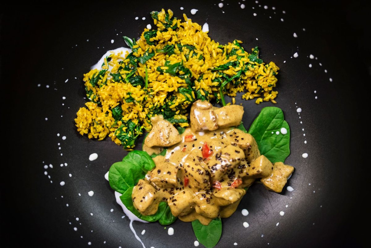 Golden Herb Chicken & Rice Pot